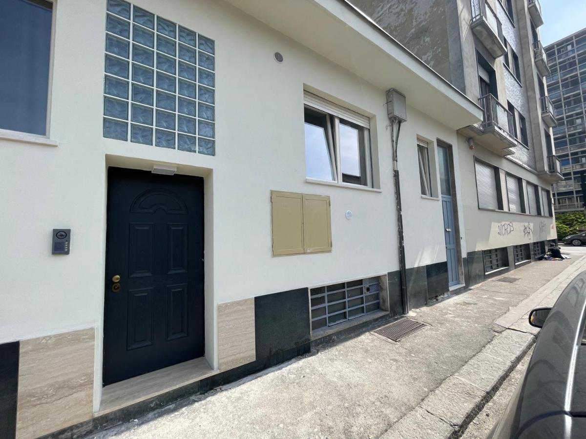 Lugaro Guest House トリノ エクステリア 写真