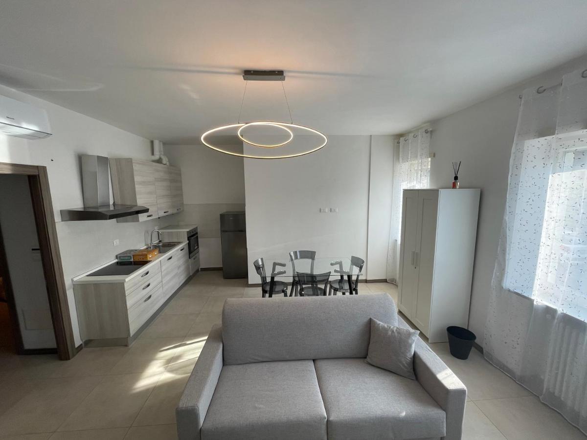 Lugaro Guest House トリノ エクステリア 写真