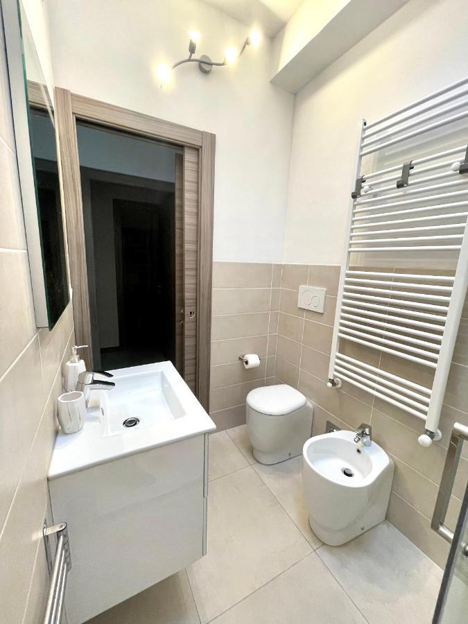 Lugaro Guest House トリノ エクステリア 写真