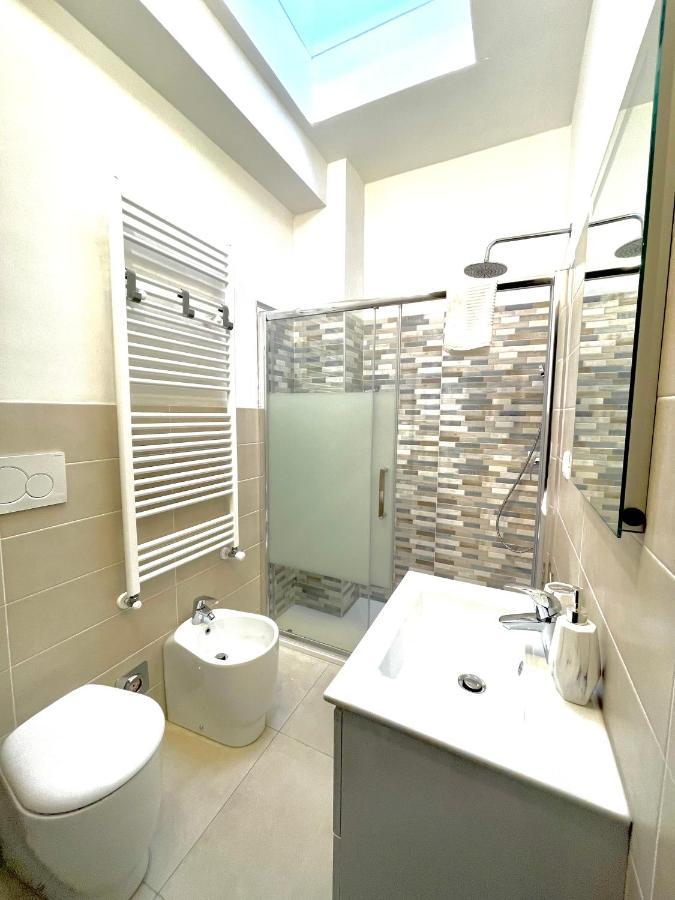 Lugaro Guest House トリノ エクステリア 写真