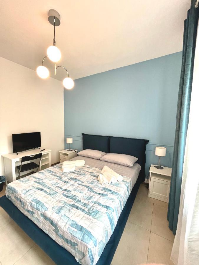 Lugaro Guest House トリノ エクステリア 写真
