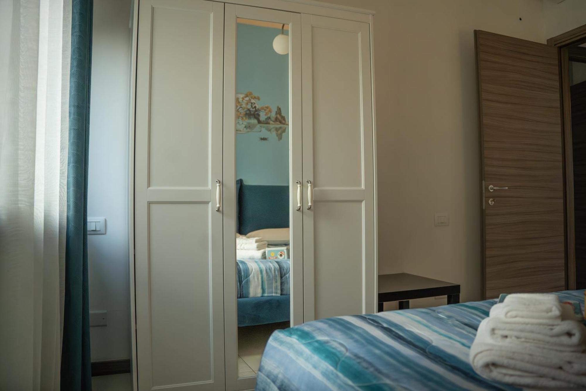 Lugaro Guest House トリノ エクステリア 写真