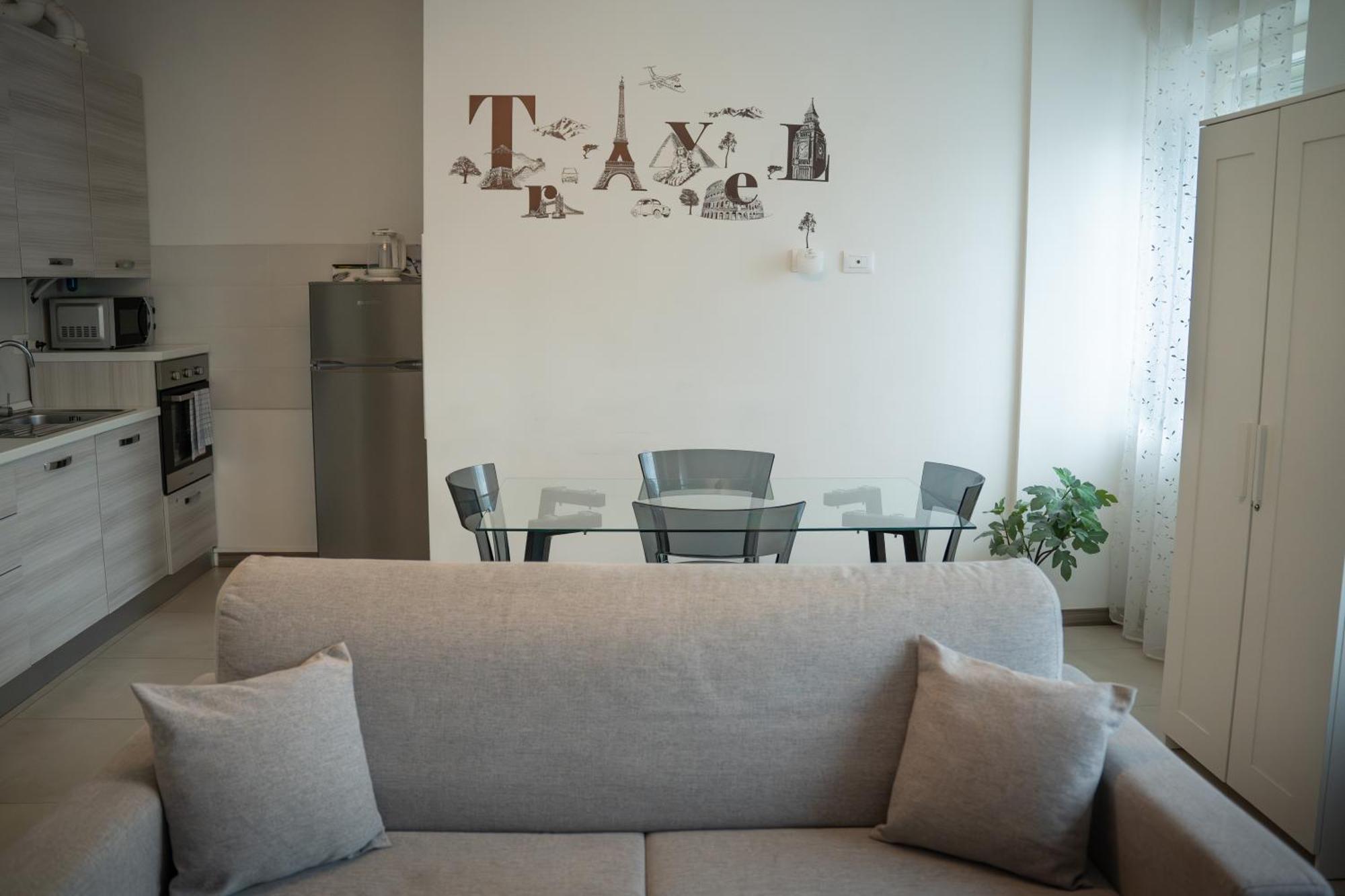 Lugaro Guest House トリノ エクステリア 写真